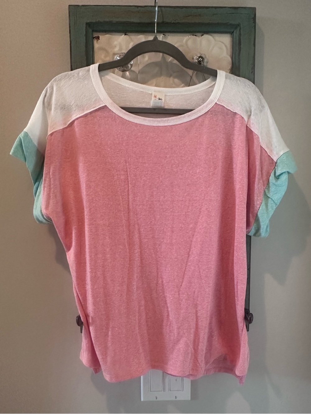 7th Ray Colorblock Tee | Pink White Mint Short Sleeve Top | Size Large